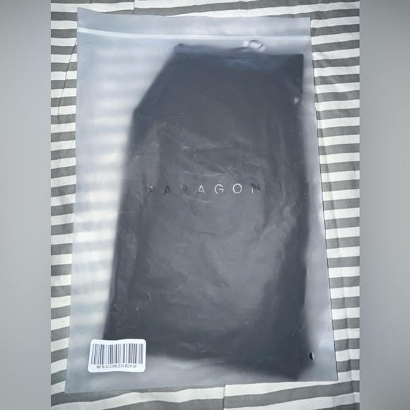 Paragon Fitwear Reluna Icon High-Rise Sculptseam Plus Legging in Black Size M - Picture 3 of 4